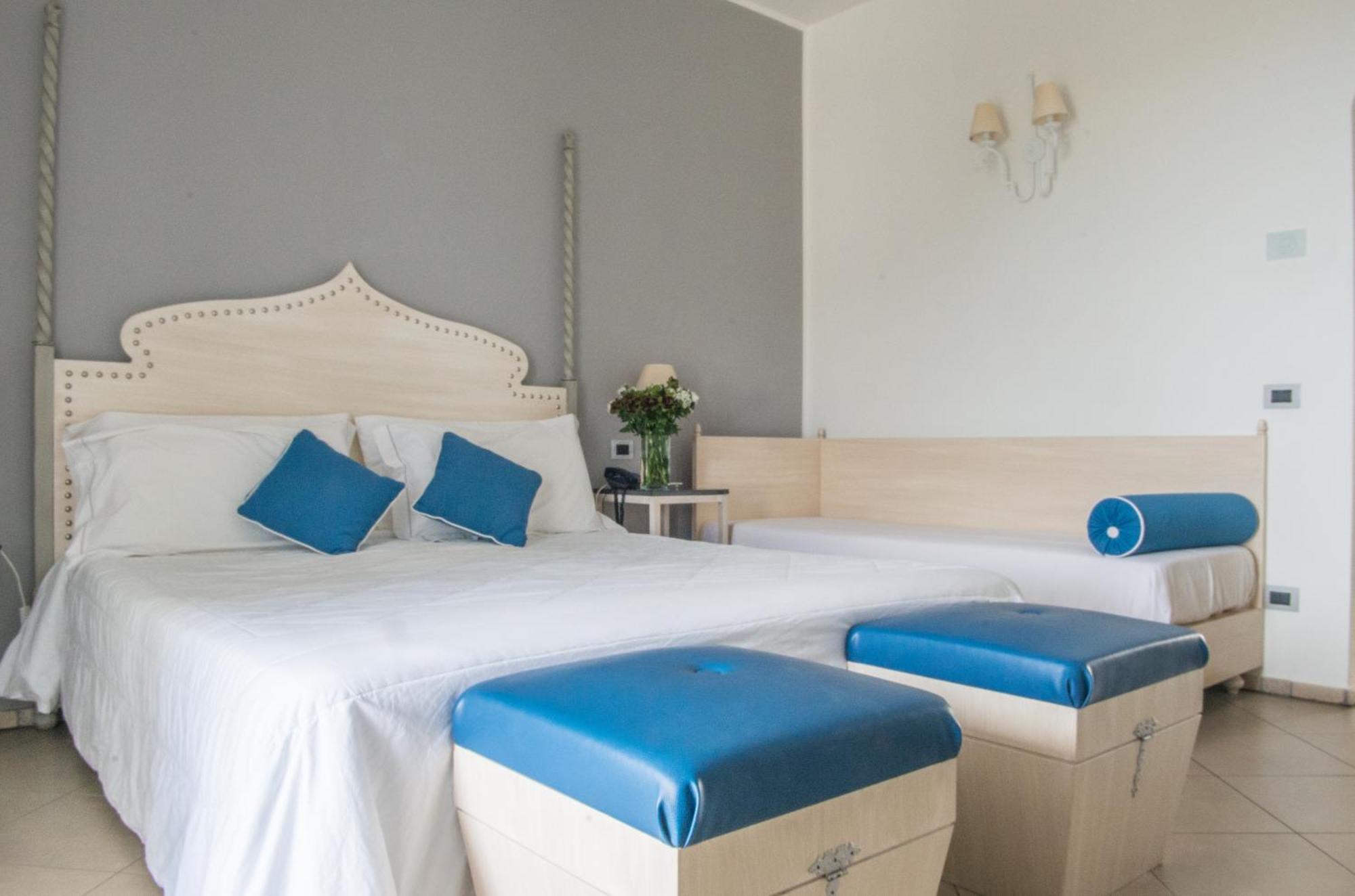 Superior Triple Room Sea View